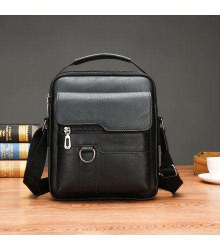BM077 - Retro Casual Men's Messenger Bag